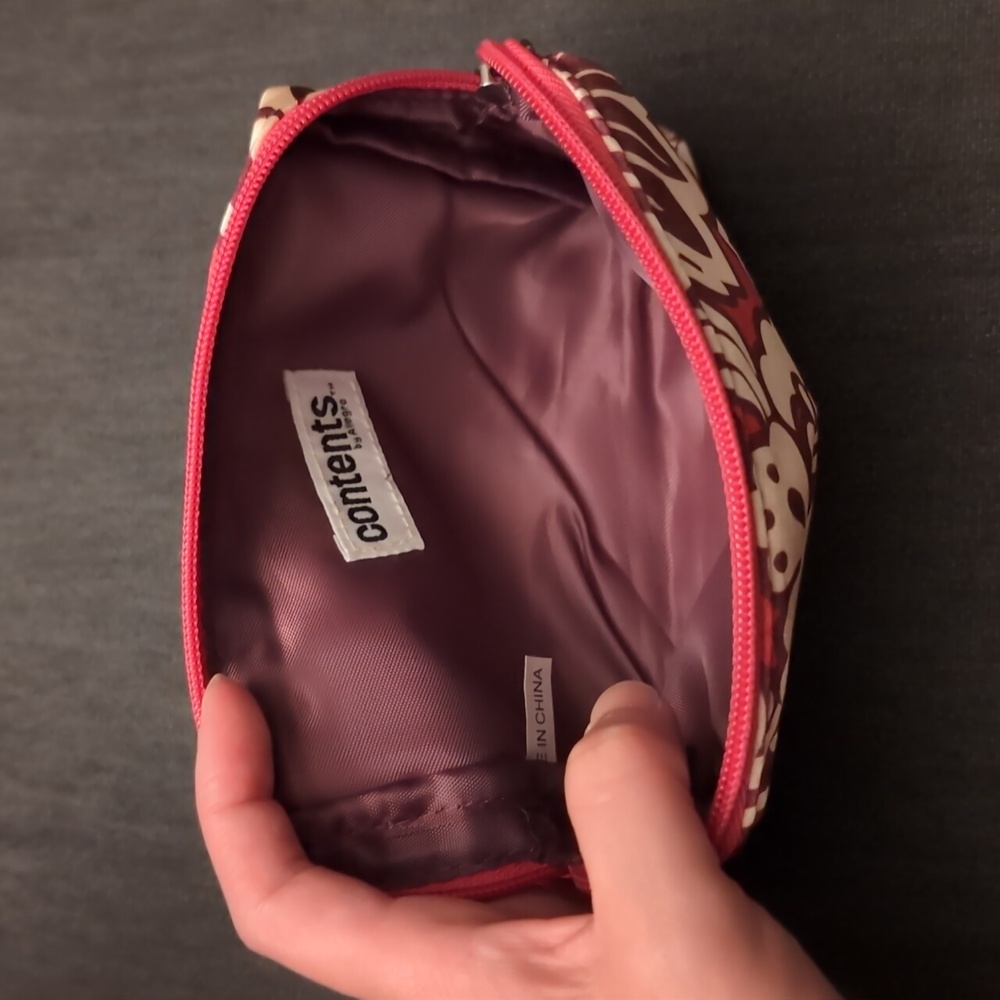 Small pouch - Picture 3 of 8